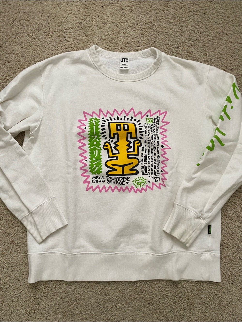Uniqlo “Party of Life” Keith Haring Crewneck. L.